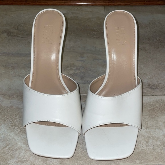 Forever 21 Wide width white heels Size 9 - Picture 1 of 5